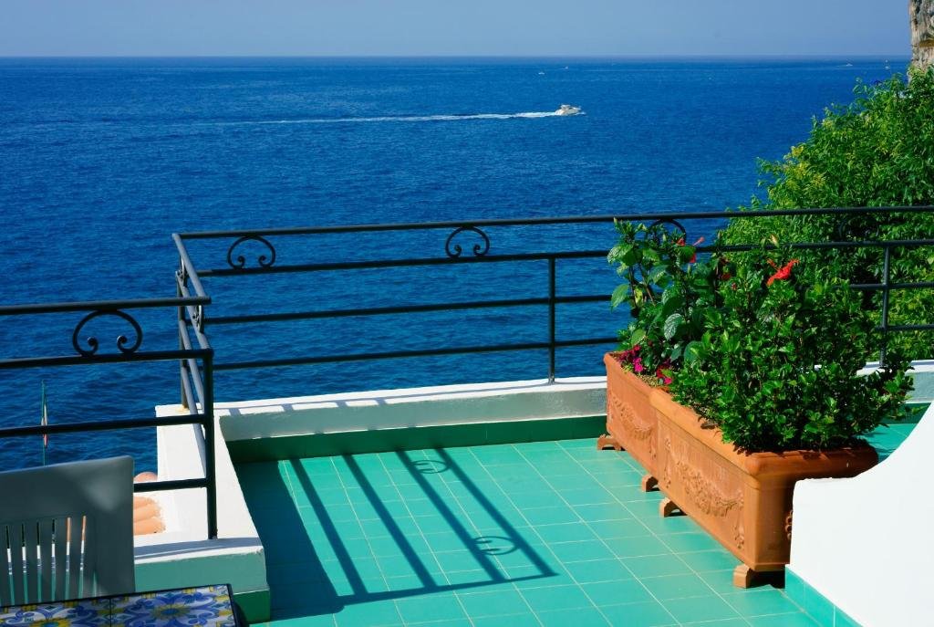 Amalfi, 11