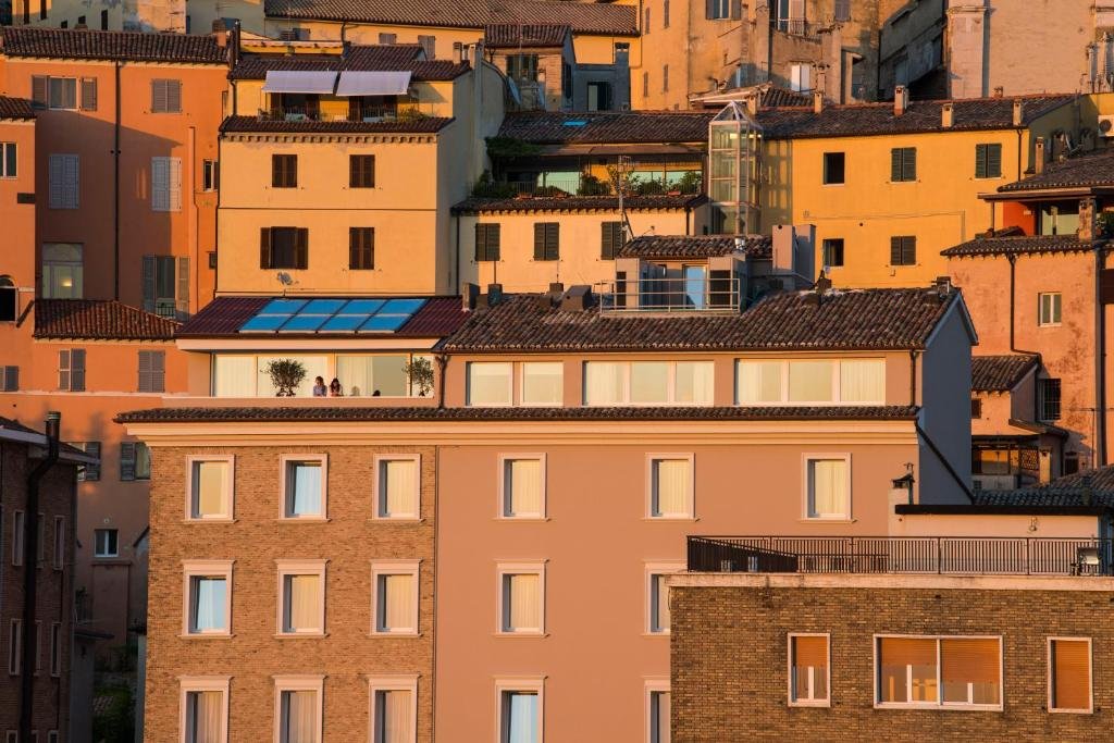 Ancona, 01