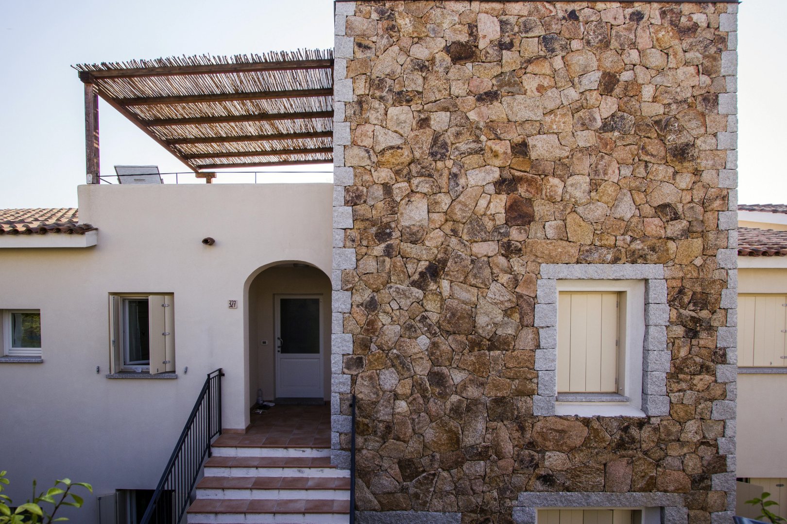 Baja Sardinia, 35
