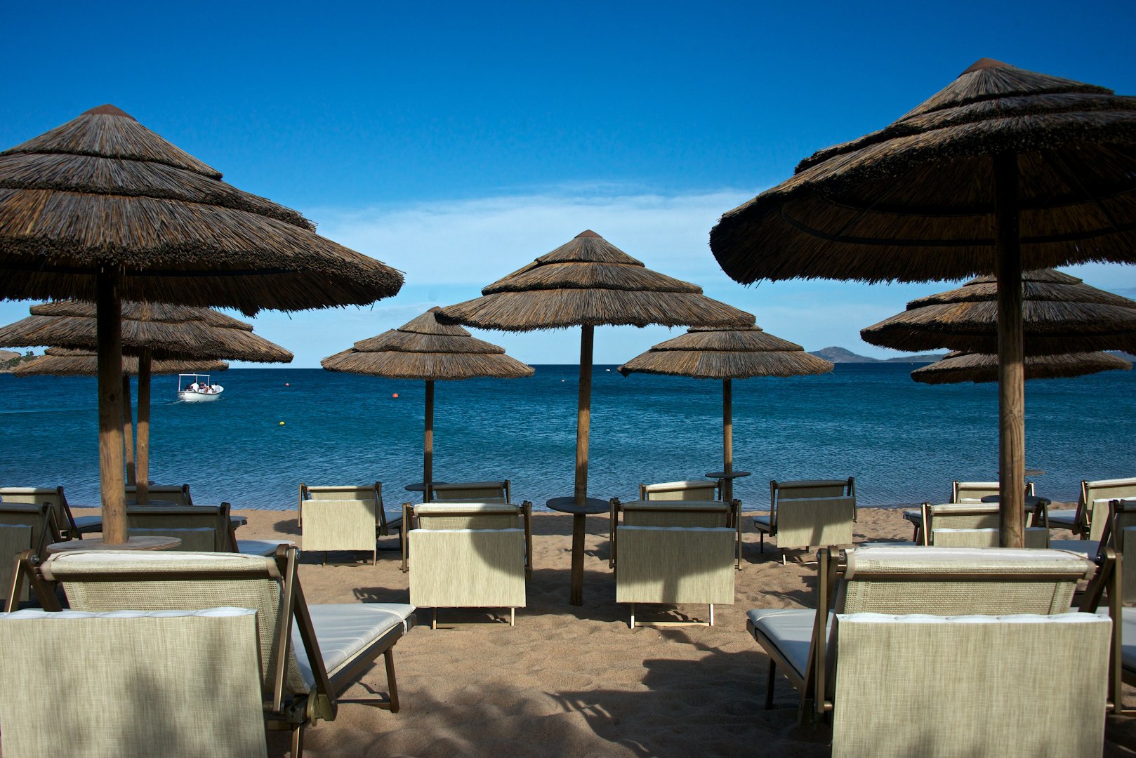 Baja Sardinia, 48