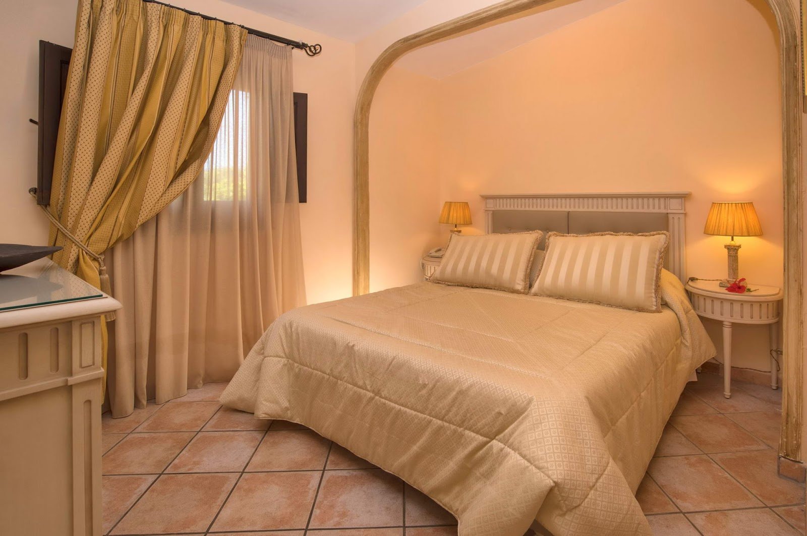 Giardini Naxos, 12