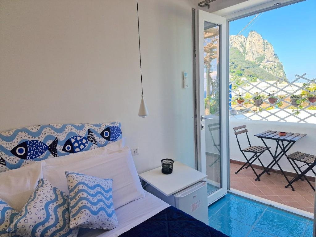 Capri, 14