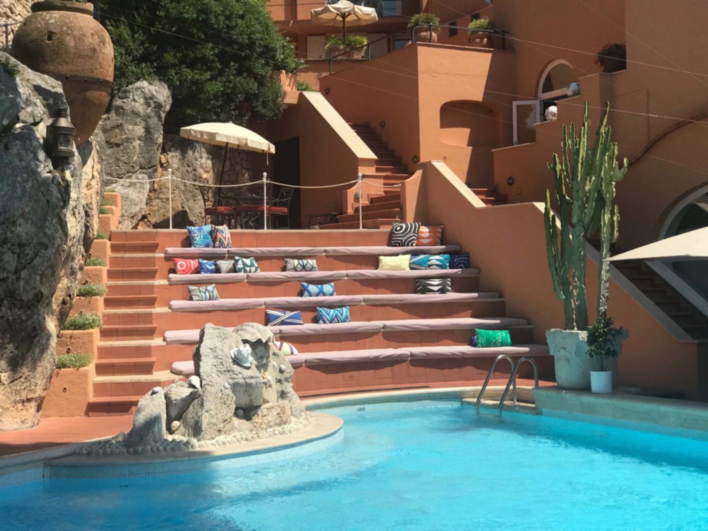 Capri, 12