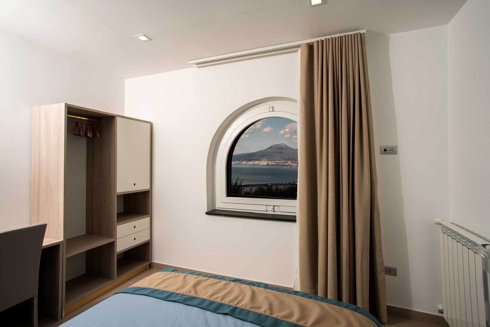 Castellammare di Stabia, 12