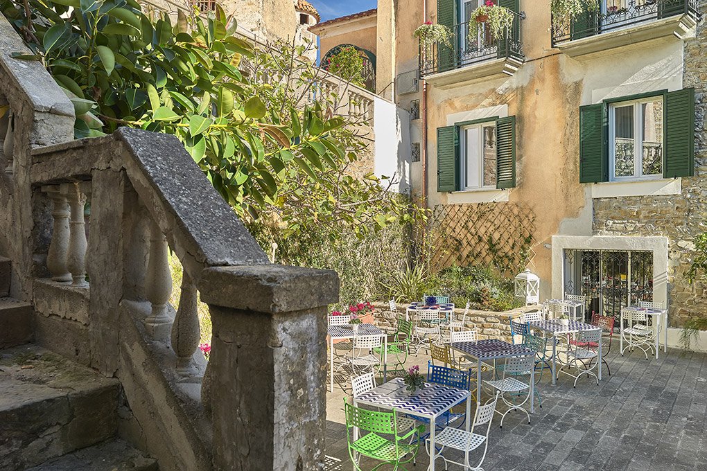 Castellabate, 11