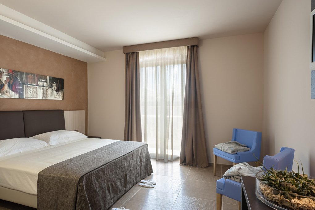 Porto Cesareo, 30