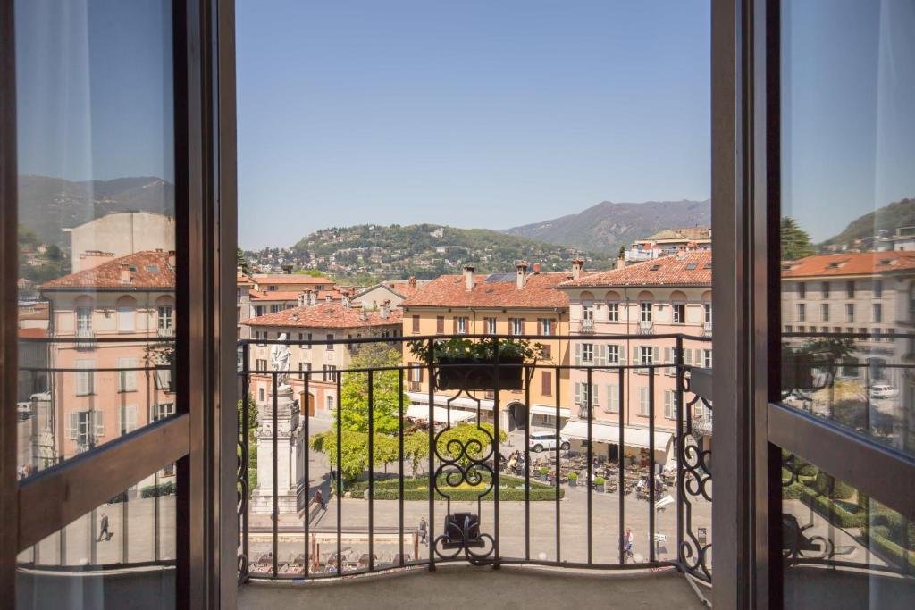 Como, 08