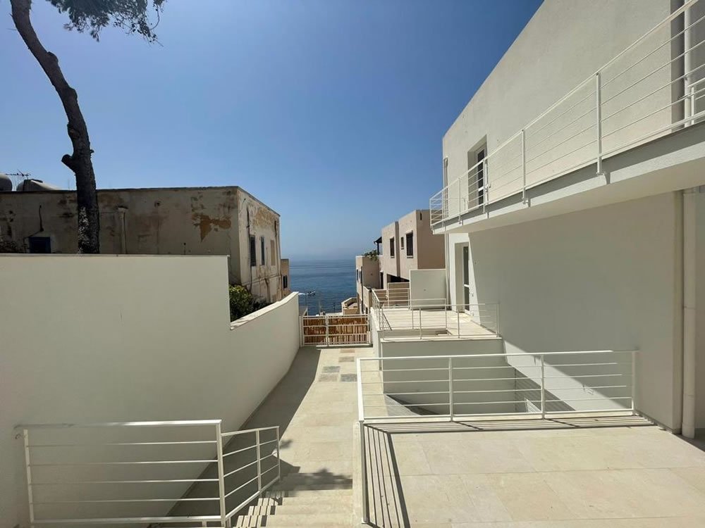 Isola di Levanzo, 01