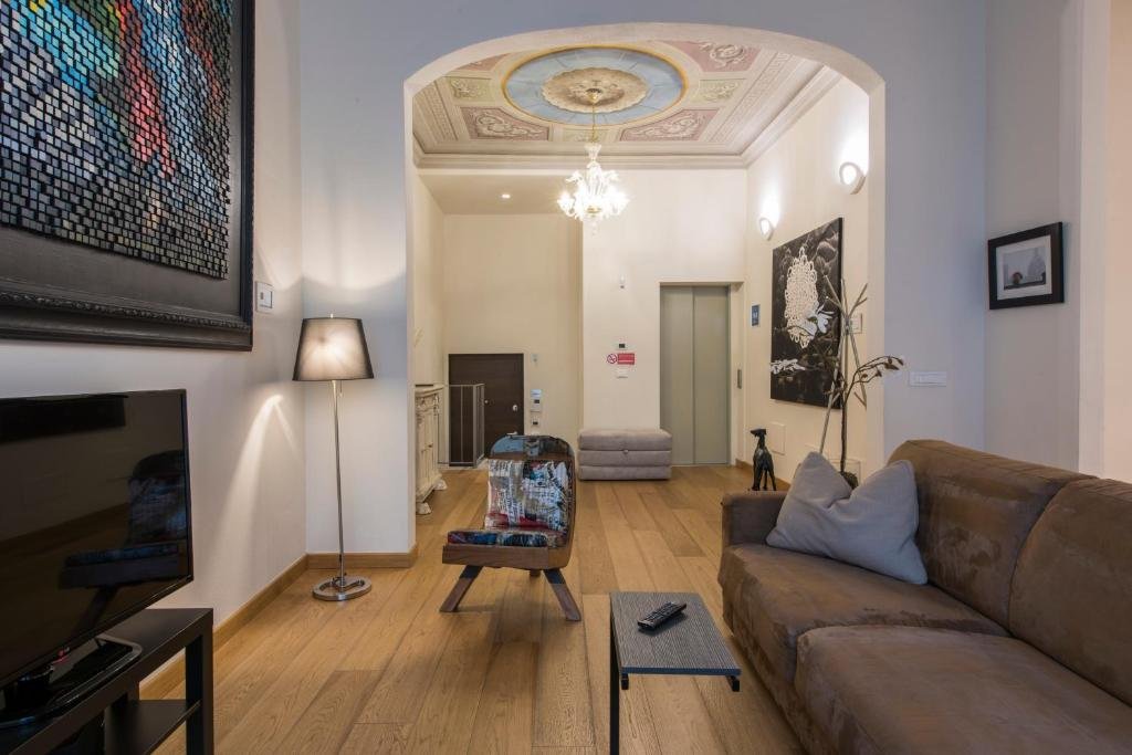 Firenze Centro Storico, 17