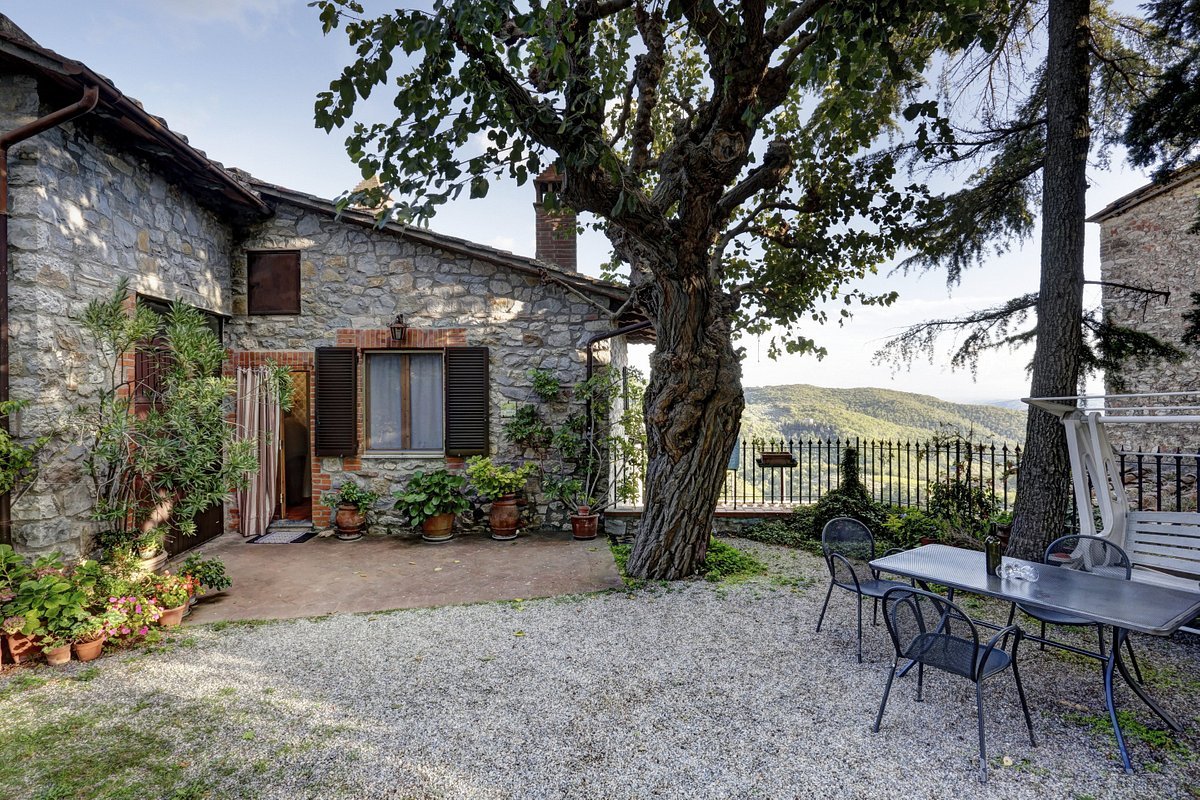 Castellina in Chianti, 01