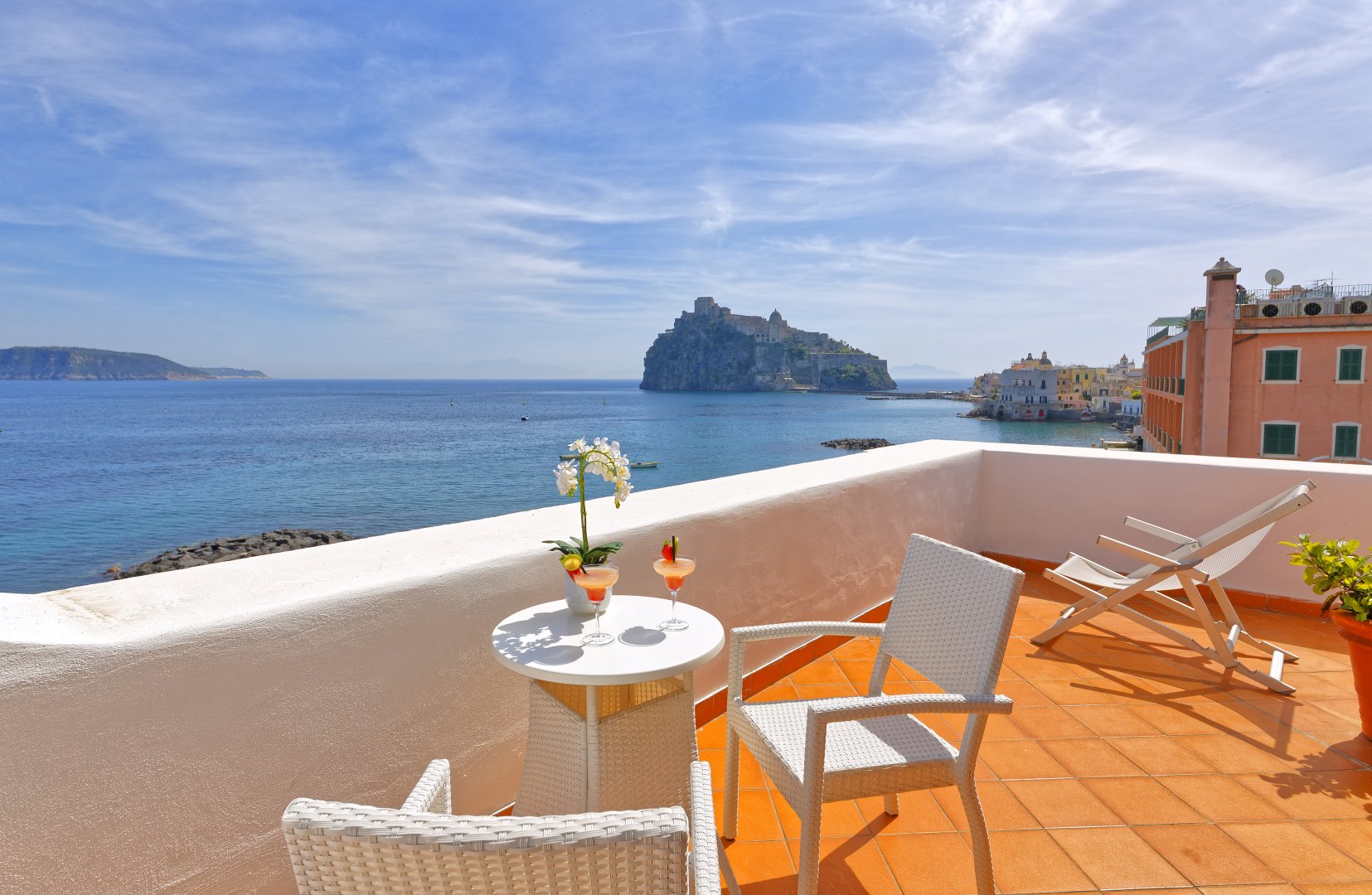 Ischia Porto, 01