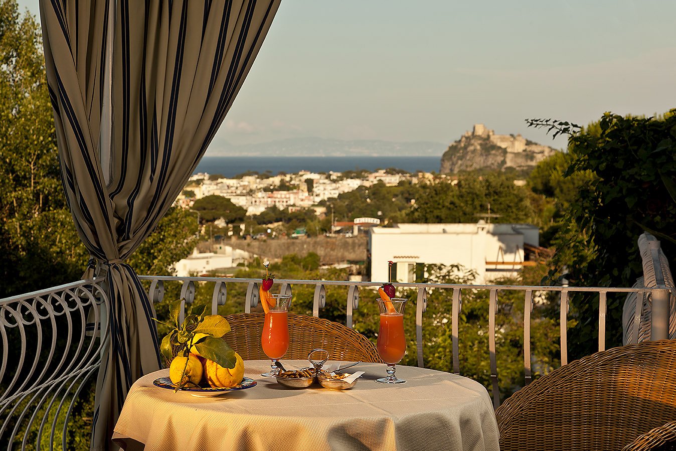 Ischia Porto, 11