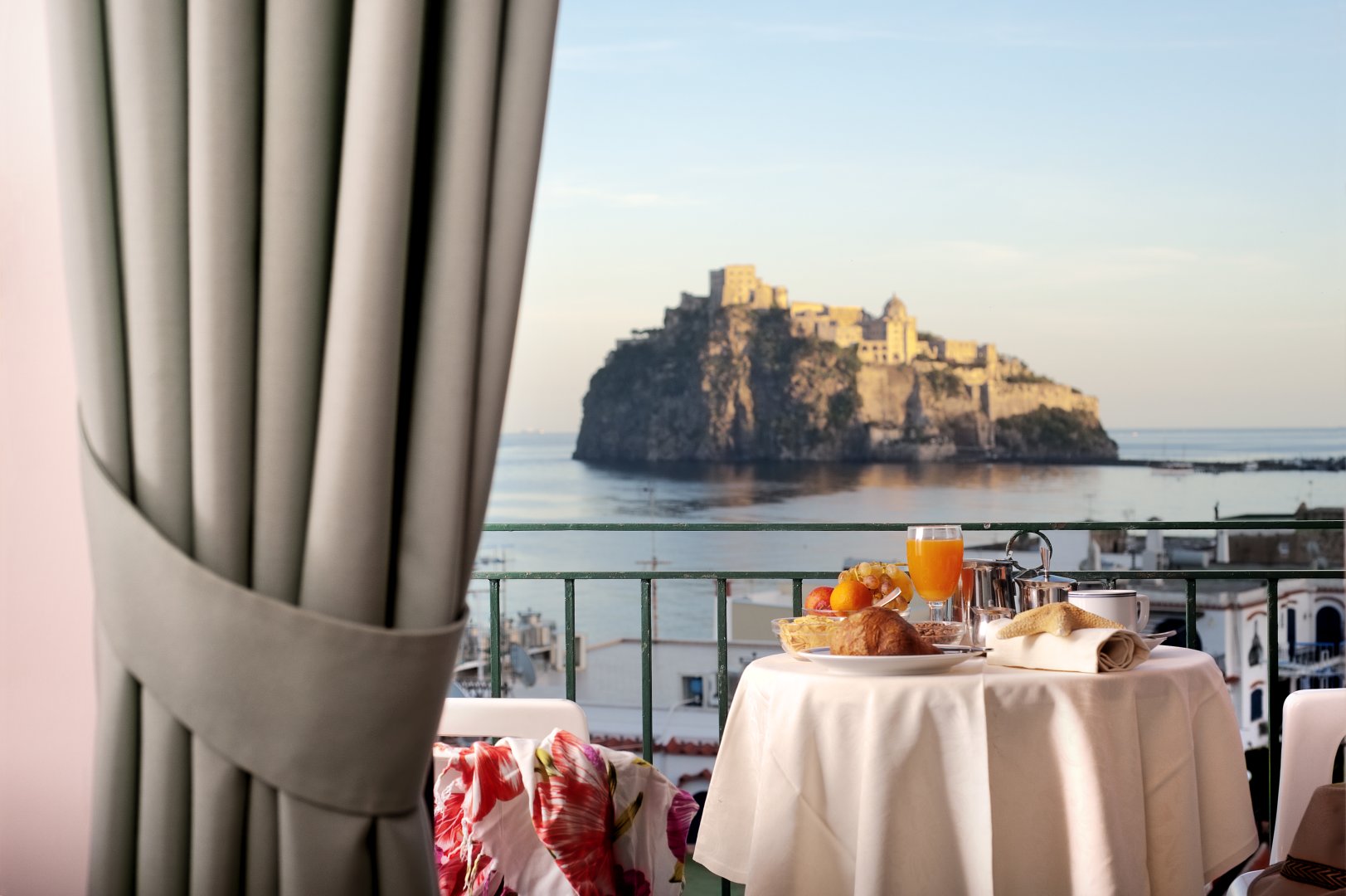Ischia Porto, 11