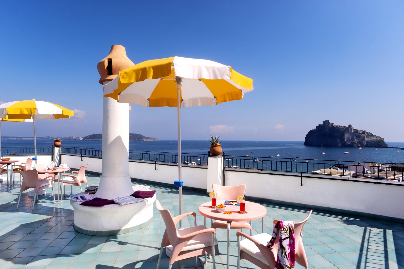 Ischia Porto, 18
