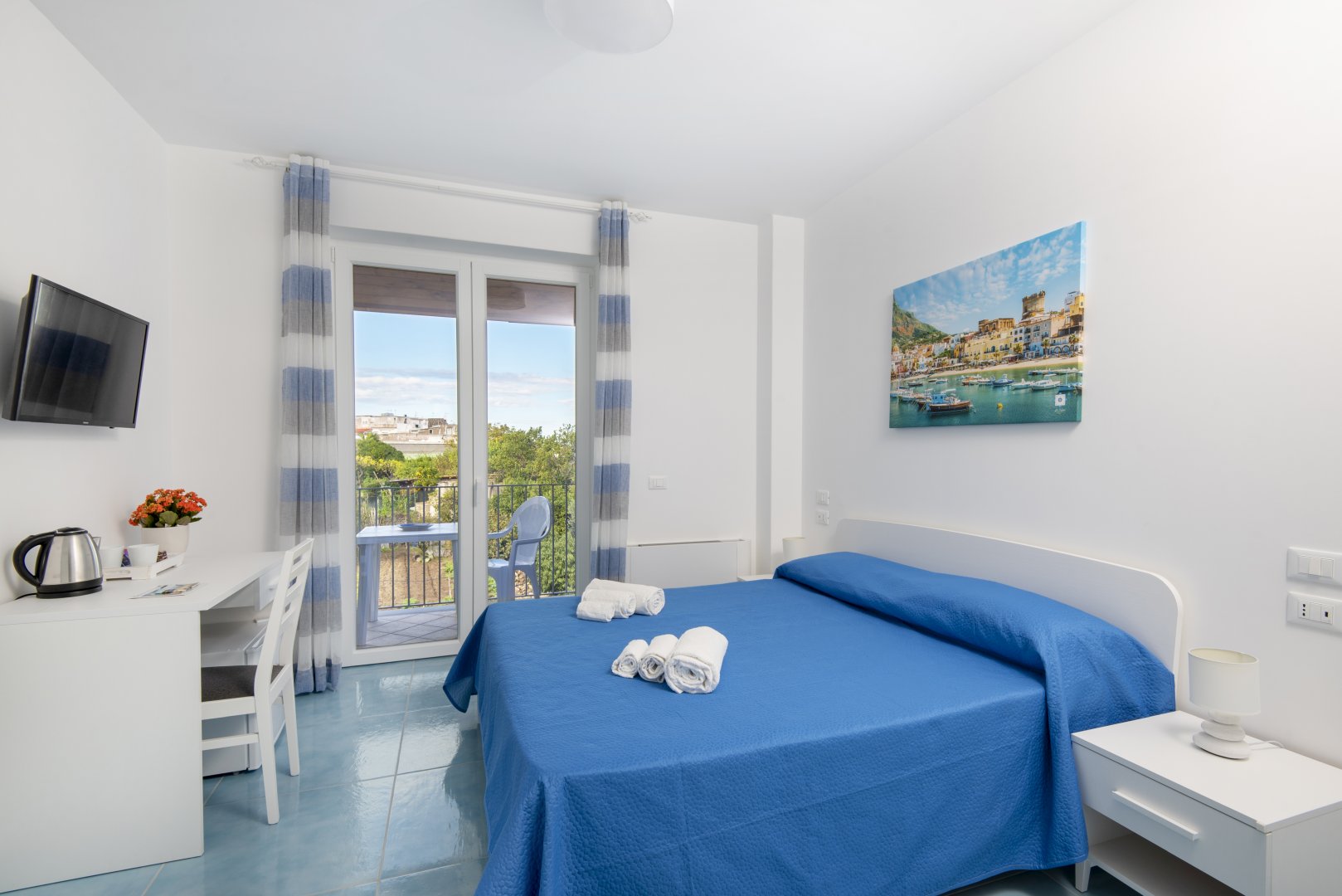 Ischia Porto, 11