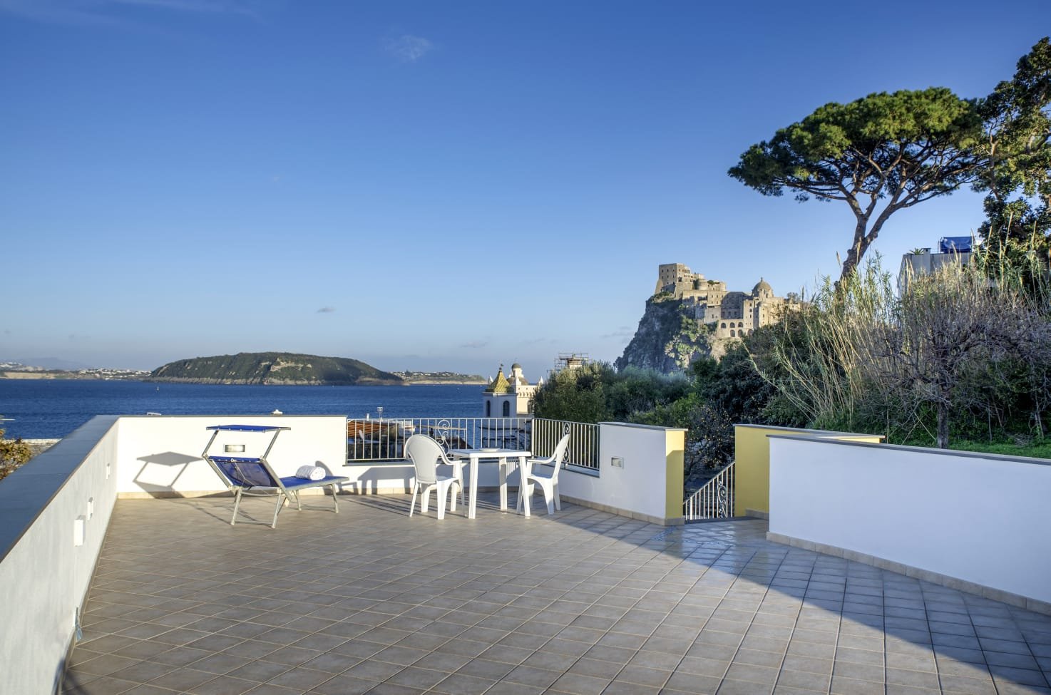 Ischia Porto, 13