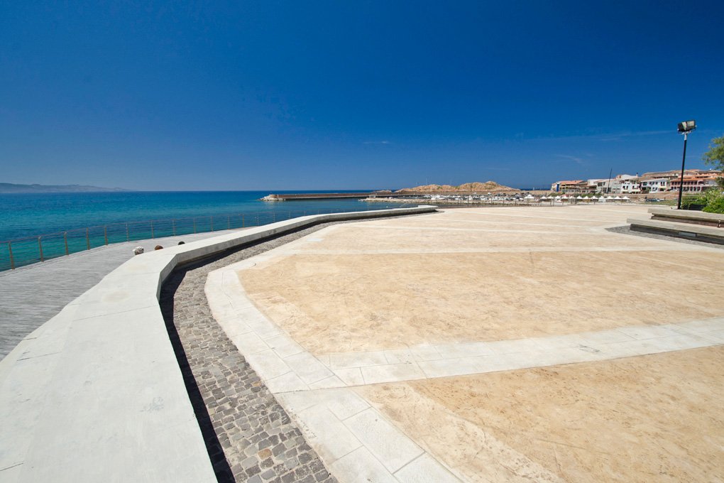 Isola Rossa, 11