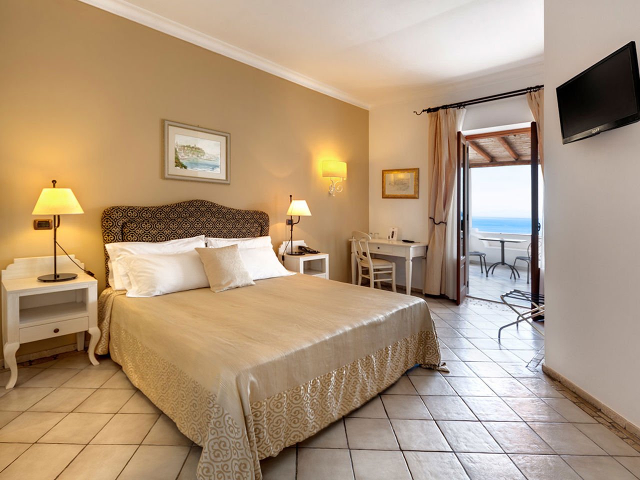 Isola di Lipari, 11