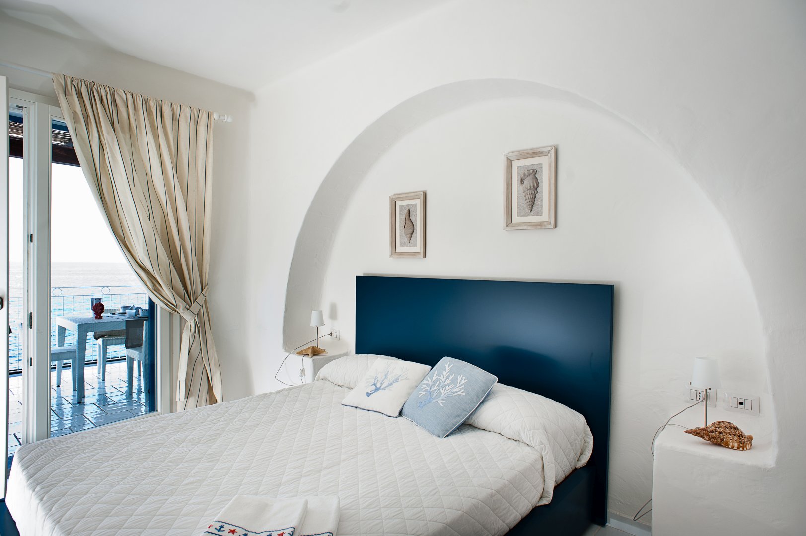 Isola di Lipari, 11