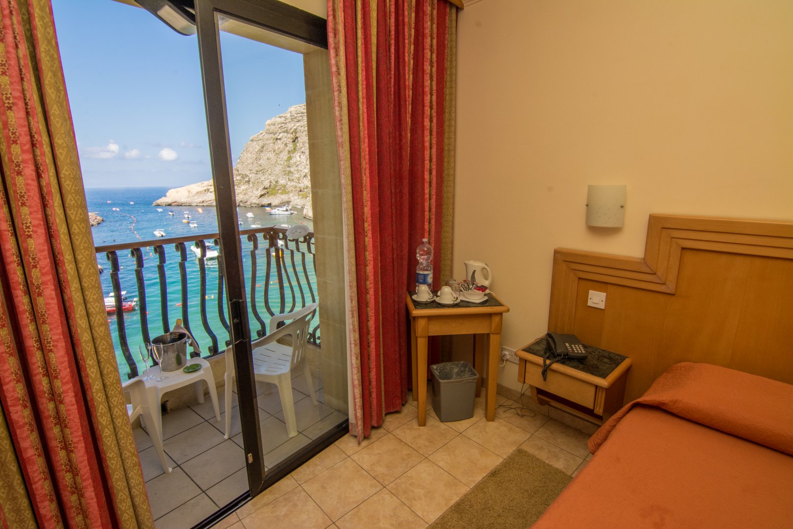 Gozo, 10