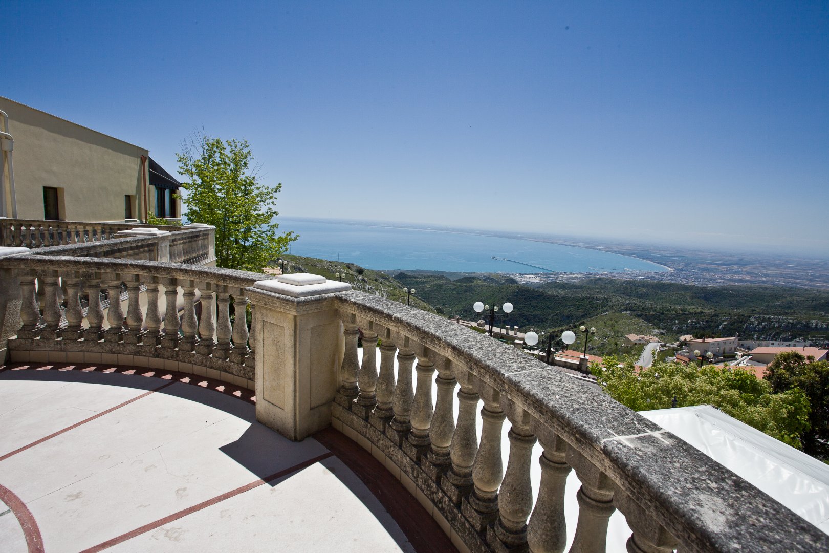 Monte Sant'Angelo, 10