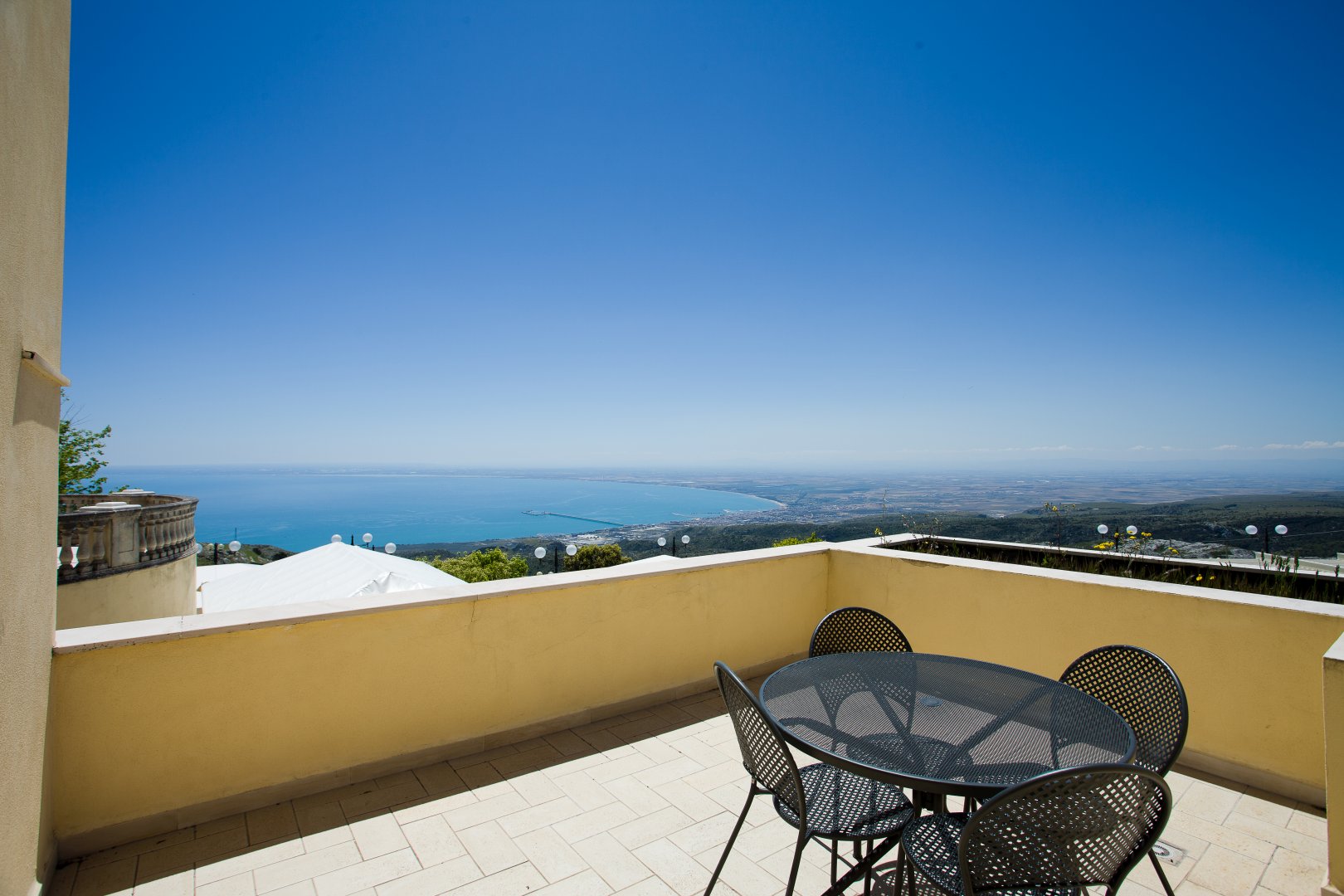 Monte Sant'Angelo, 12