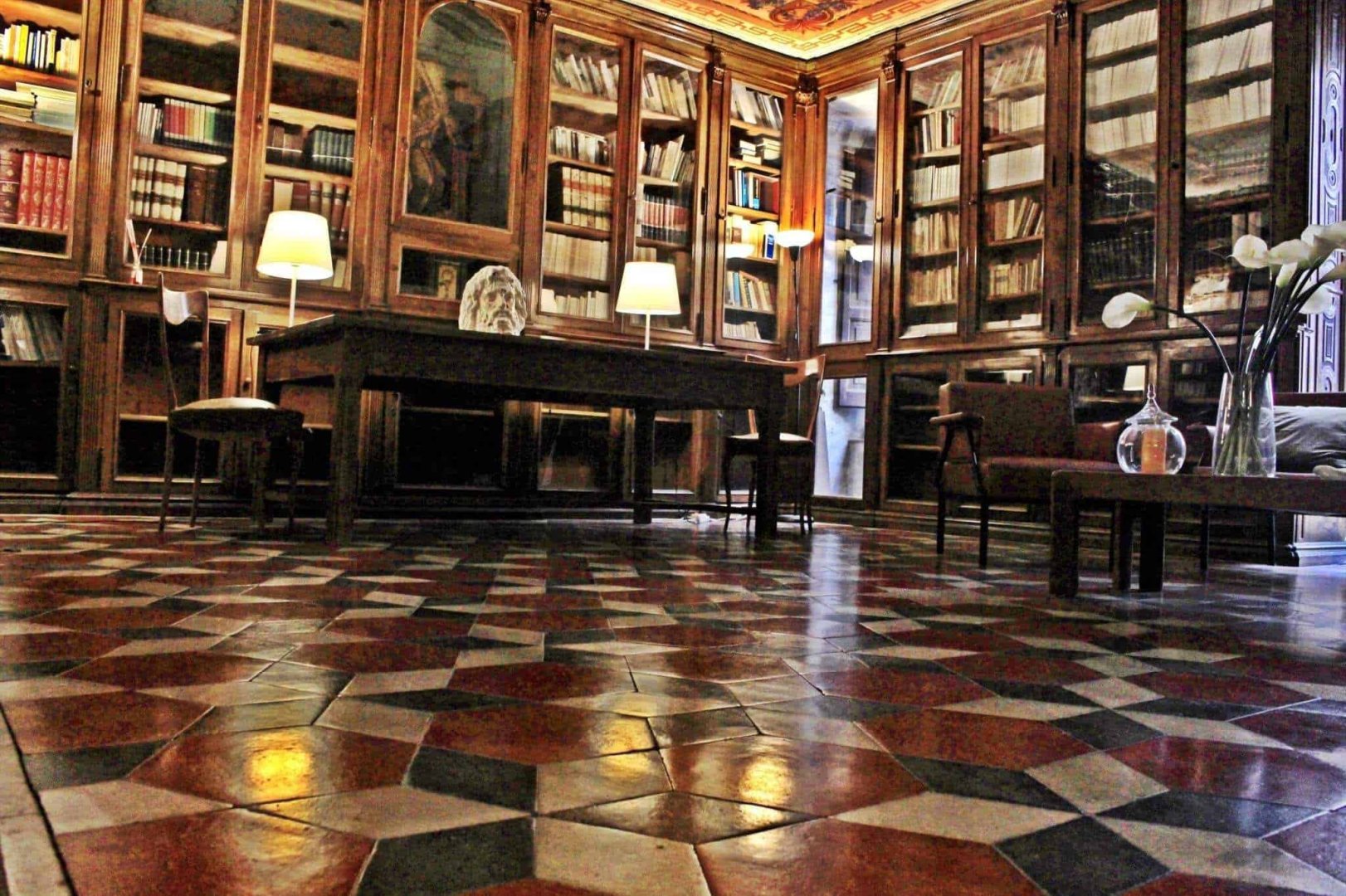 Napoli Centro Storico, 18