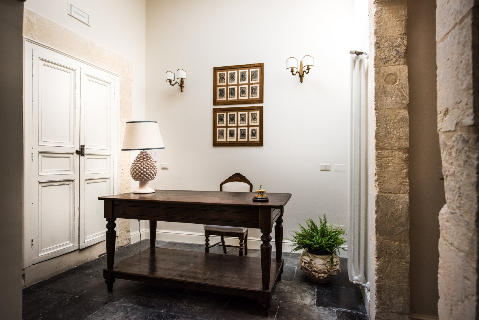Noto, 14