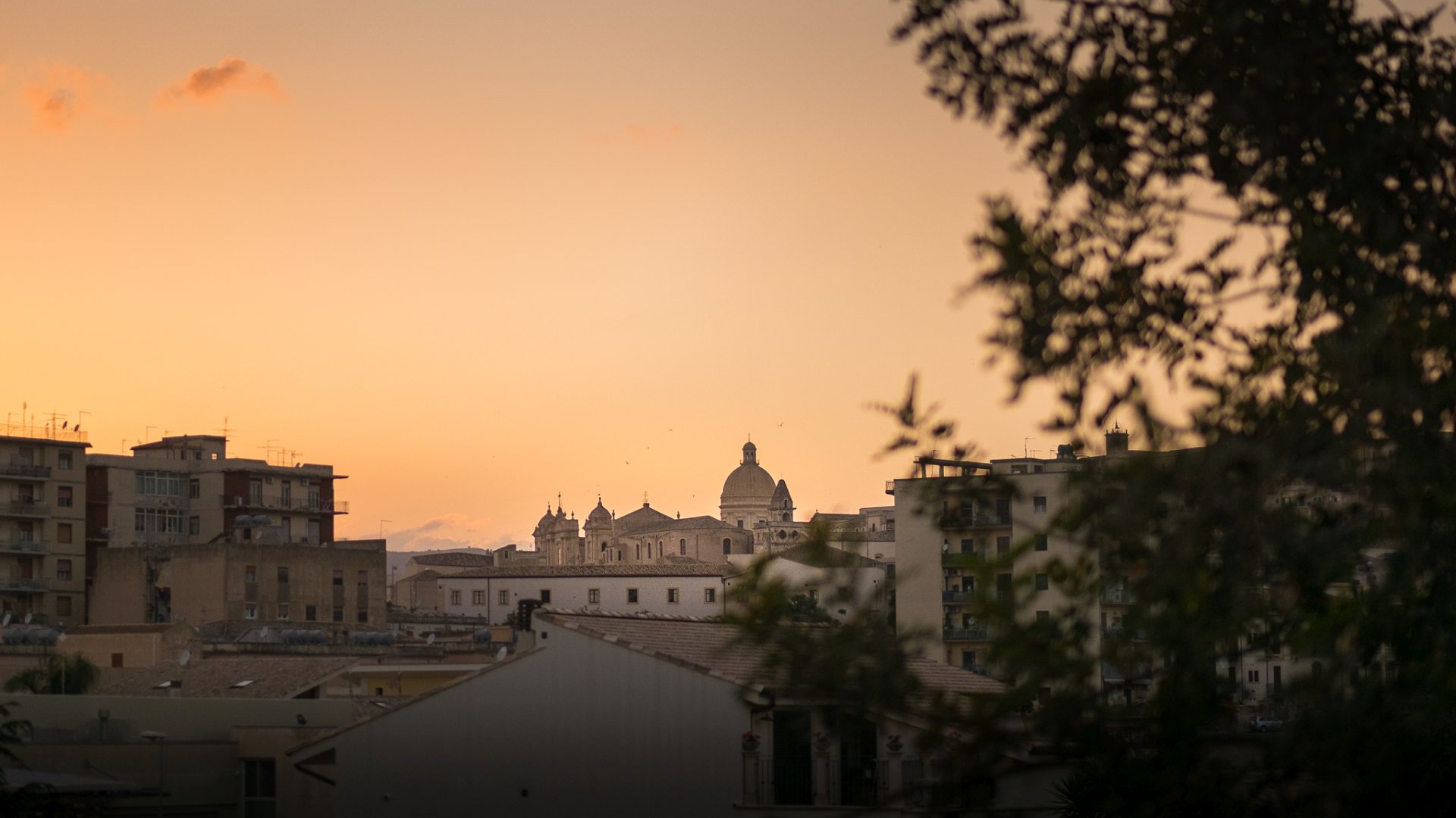 Noto, 01