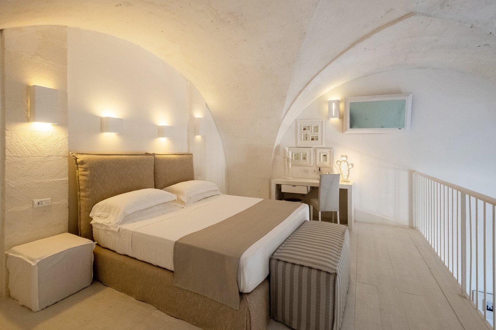 Otranto, 22