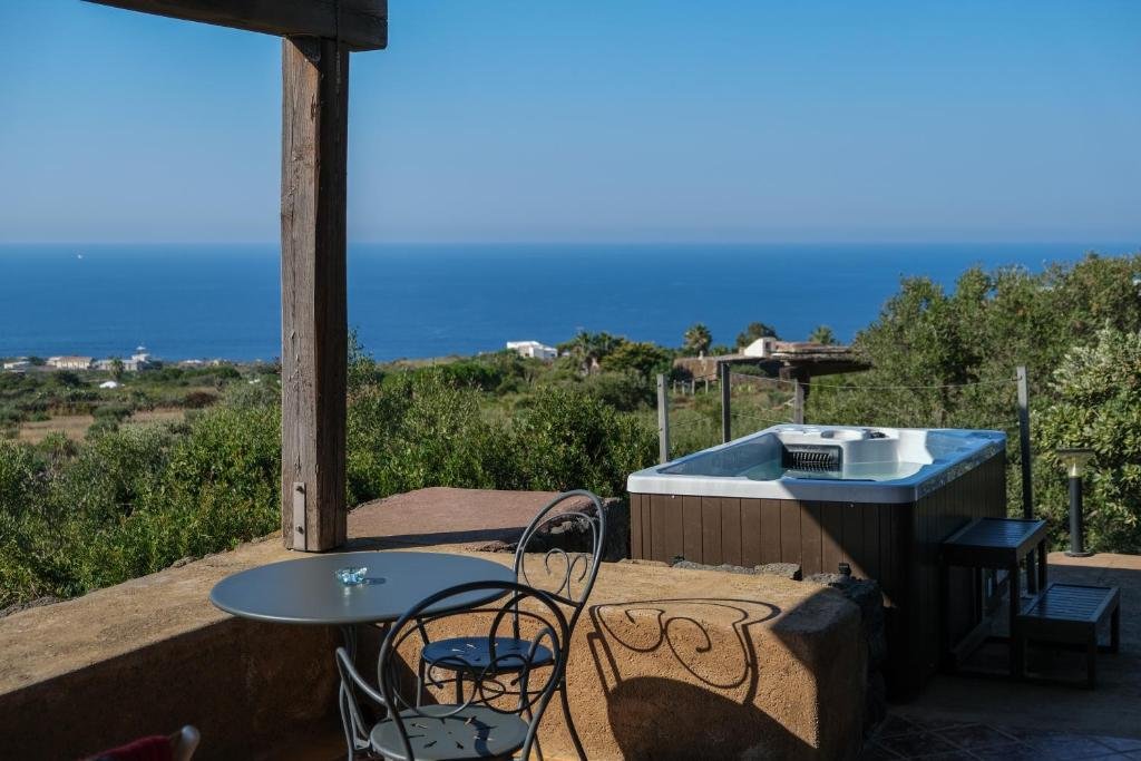 Isola di Pantelleria, 13