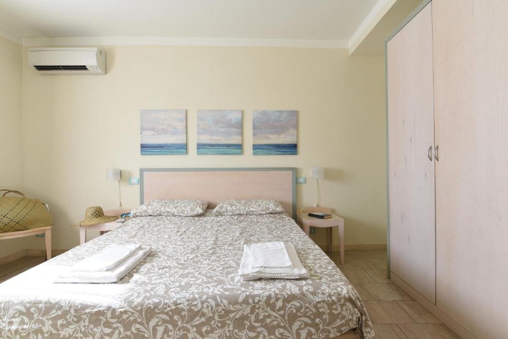 Pietrasanta, 10