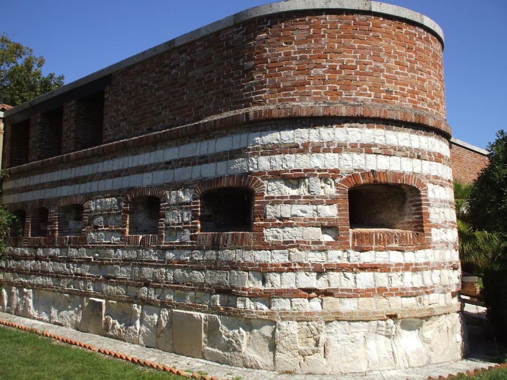 Ancona, 04