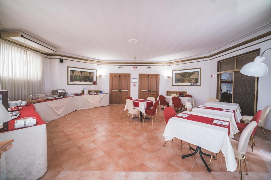 Roma - Nomentano, 02