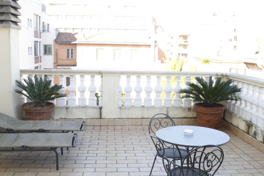 Roma - Via Veneto, 03