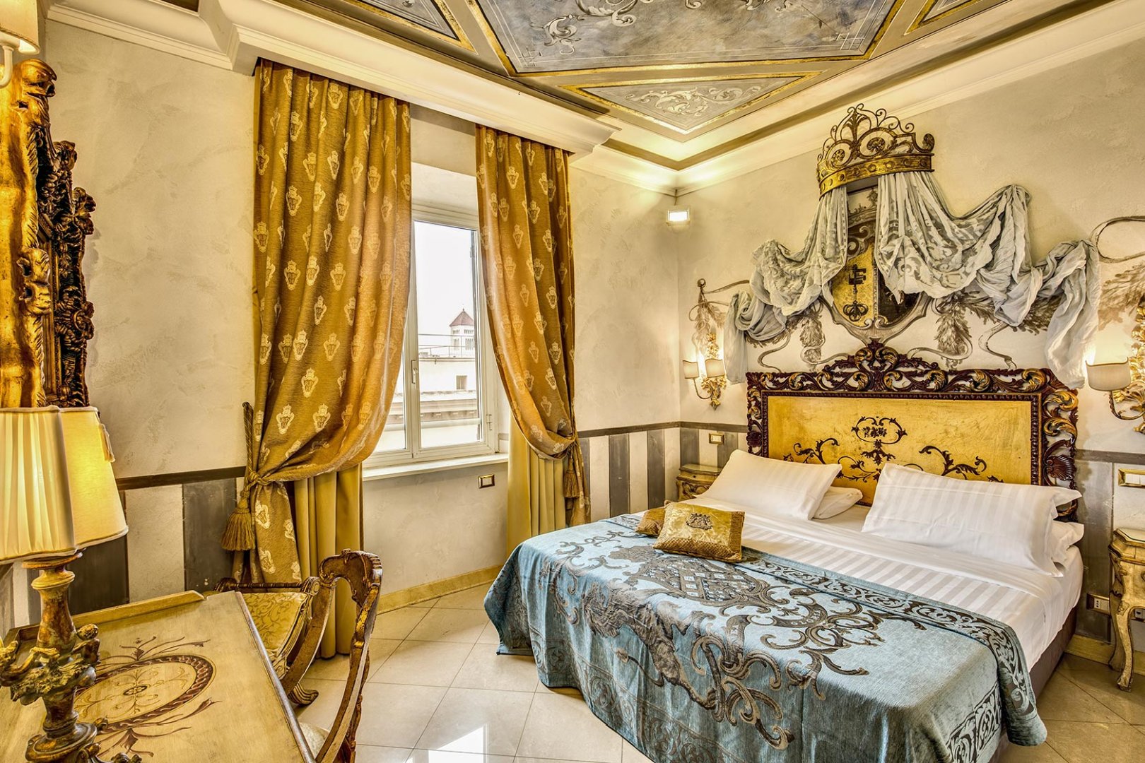 Roma - Via Veneto, 01
