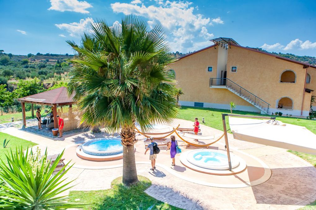 Roseto Capo Spulico, 14