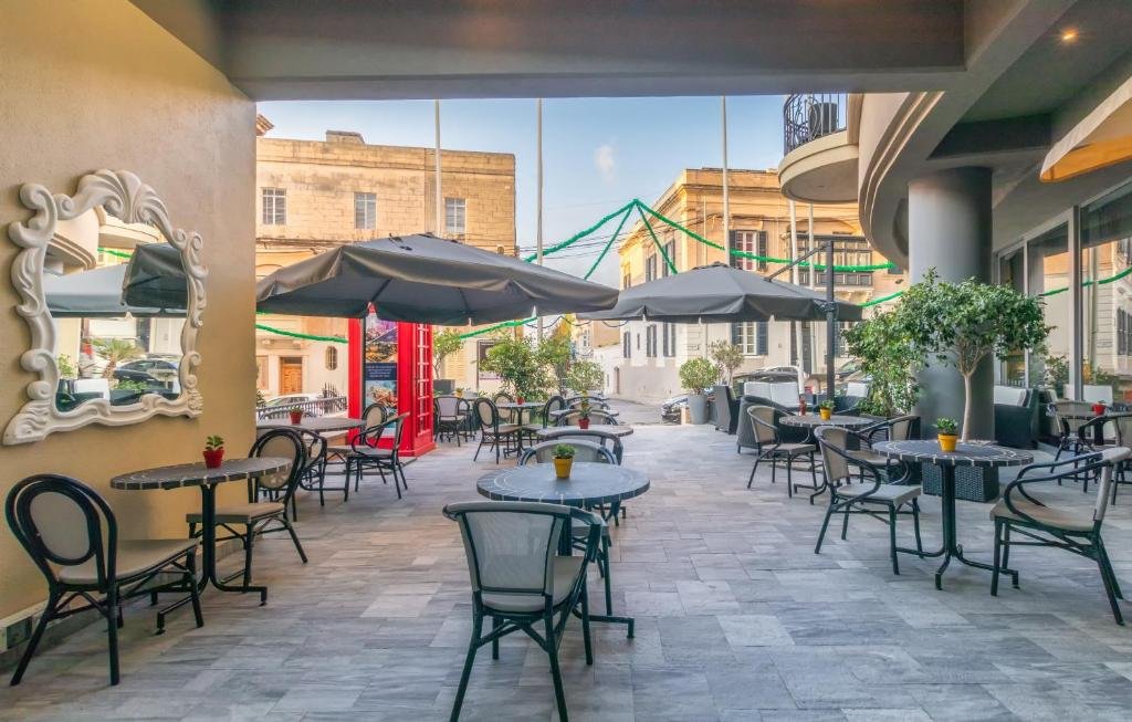 Sliema, 21