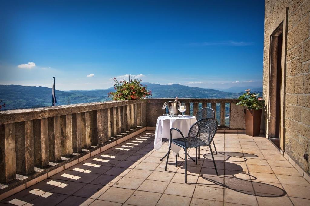 Città di San Marino, 01
