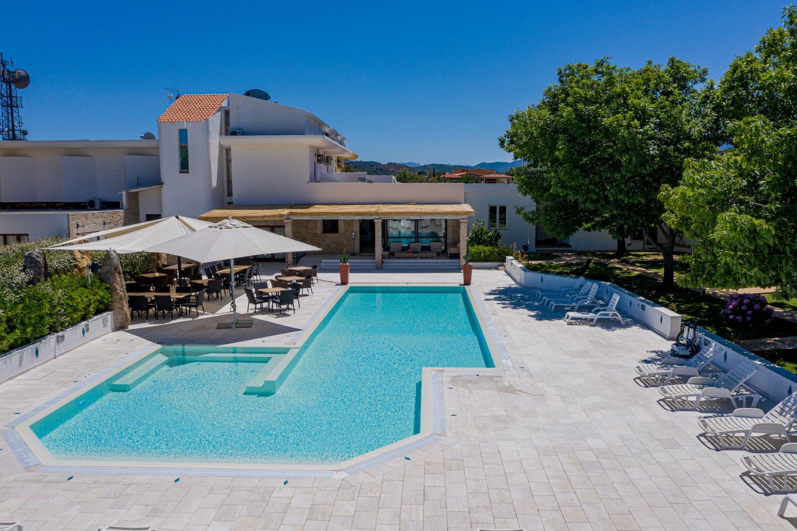 San Teodoro, 10