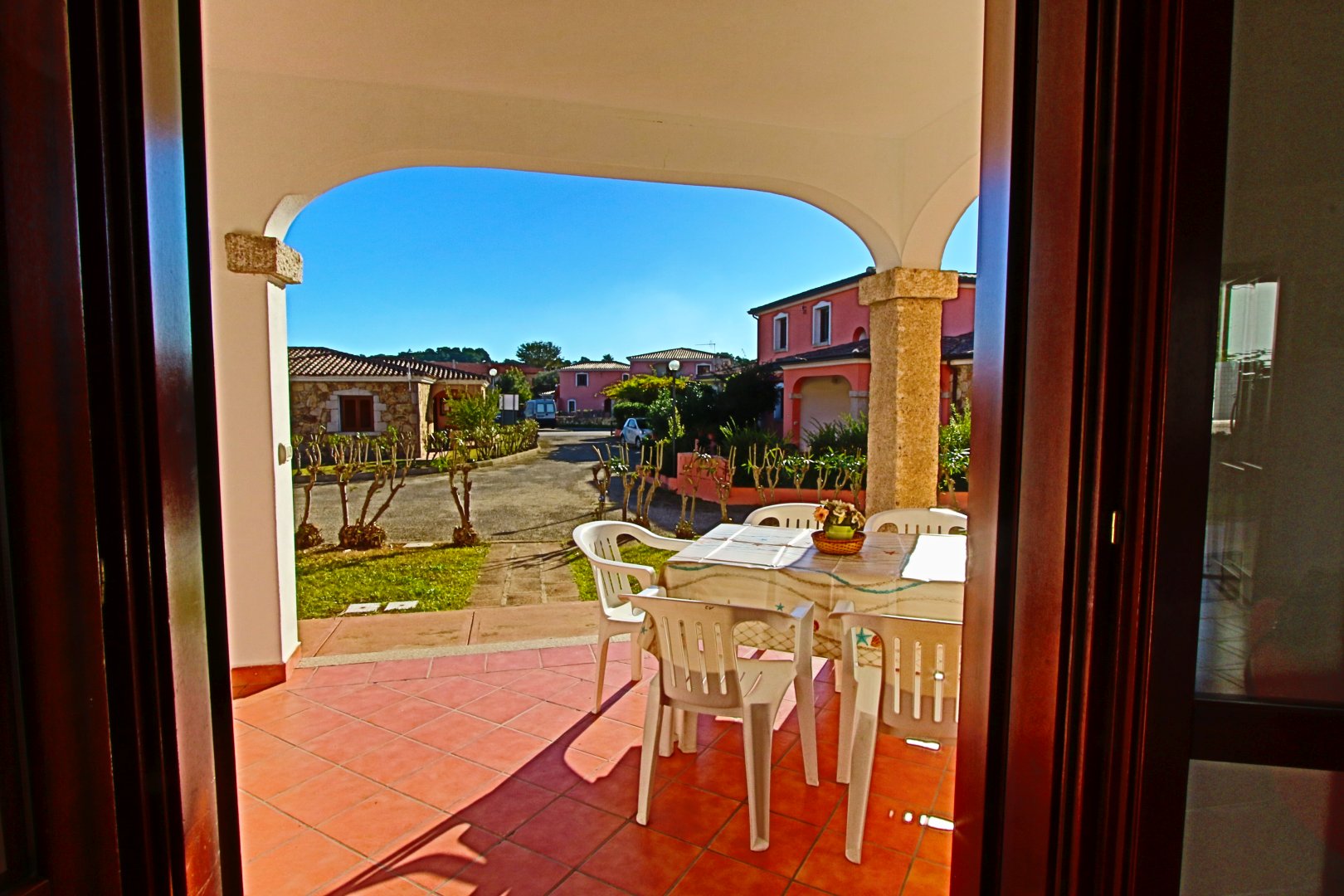San Teodoro, 13