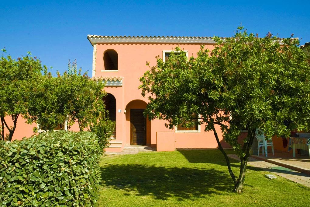 San Teodoro, 16
