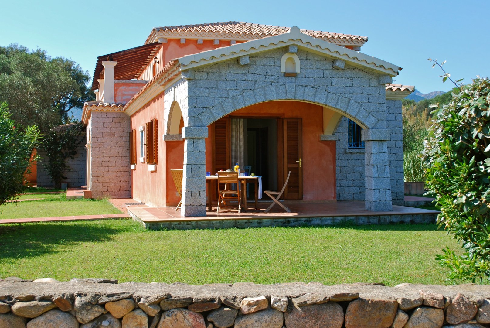 San Teodoro, 04