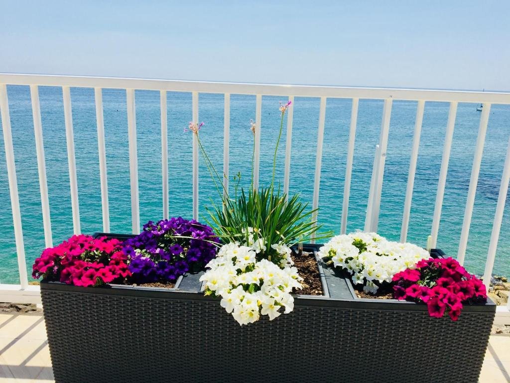 Terracina, 10