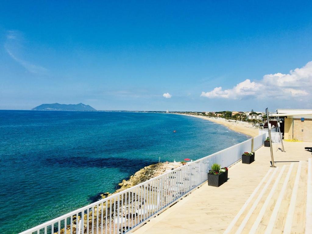 Terracina, 19