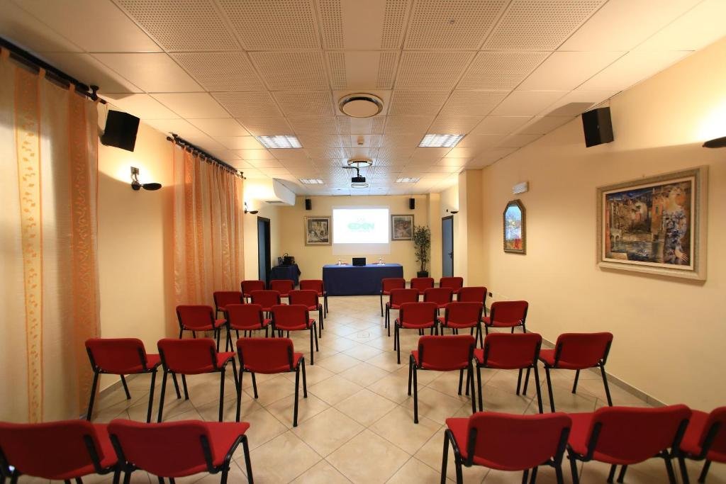 Valeggio Sul Mincio, 18