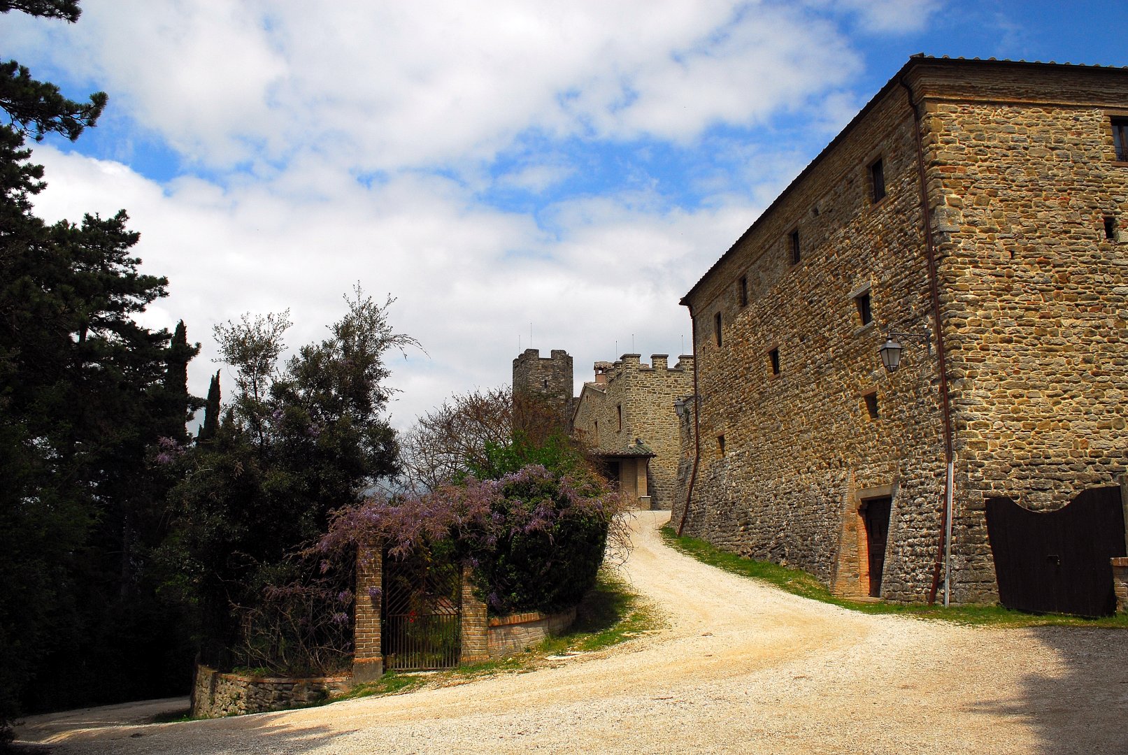 Valfabbrica, 16