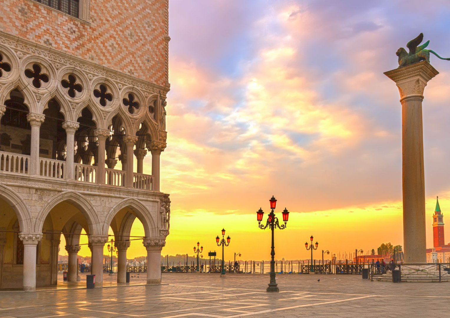 Foto 4 Venezia Svelata 3 stelle: gemme nascoste, tradizioni artigianali e canali da sogno